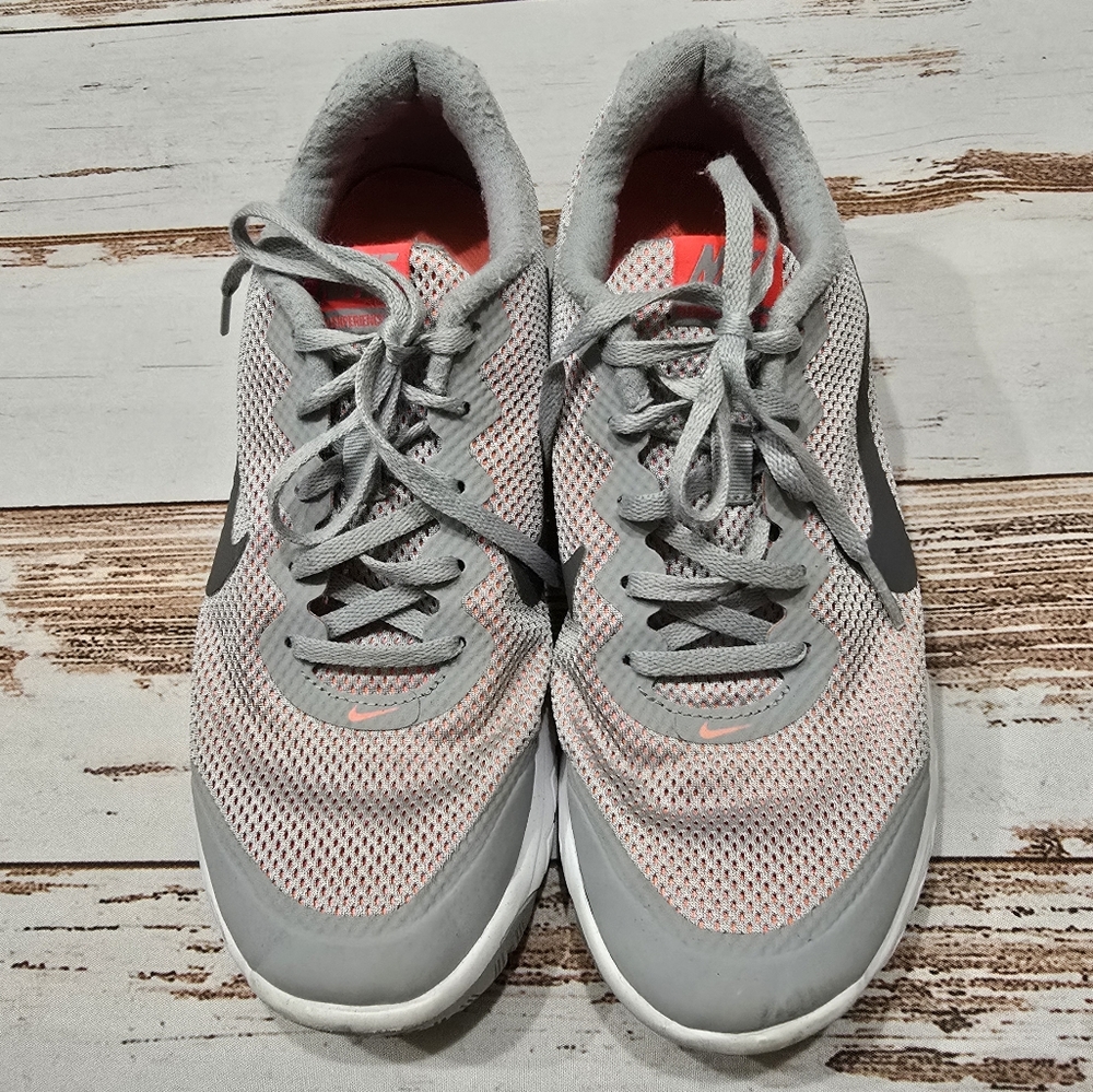 Classic Nike Flex Experience RN Gray Casual Sneakers Womens 9